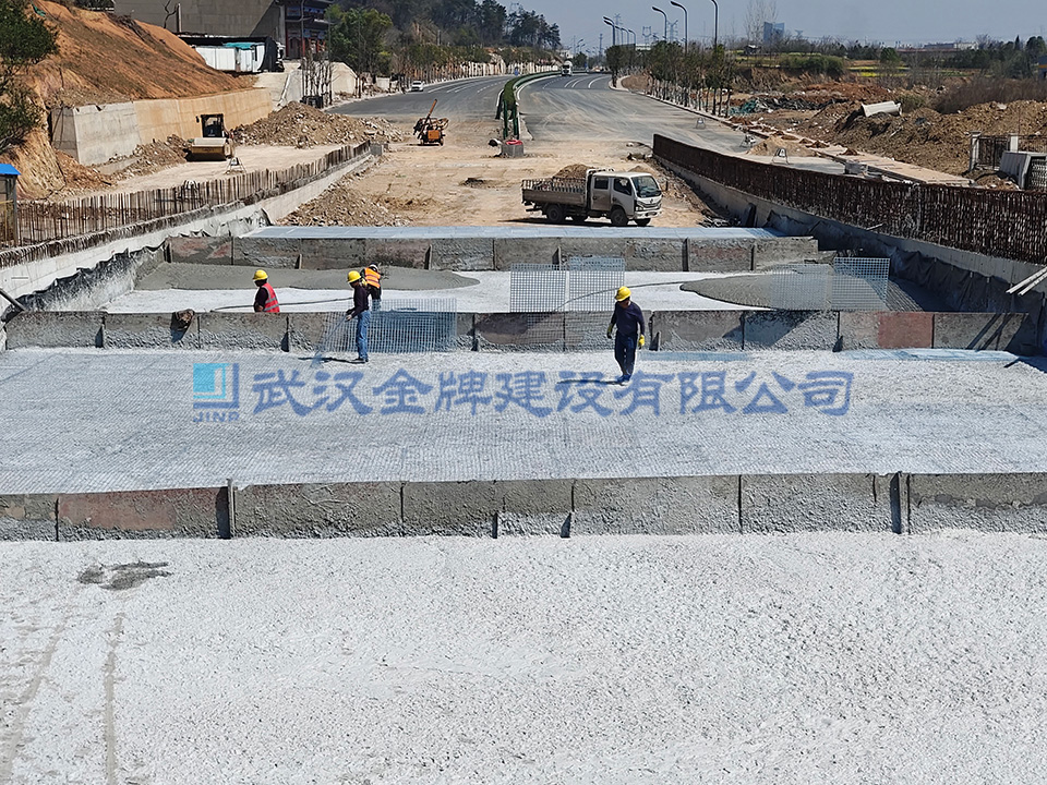 泡沫轻质土桥台背路基填筑